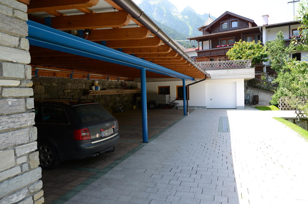 Gaestehaus Troppmair フィンケンベルク エクステリア 写真